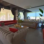 Ferush Boutique