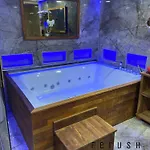 Hotel Ferush Boutique *