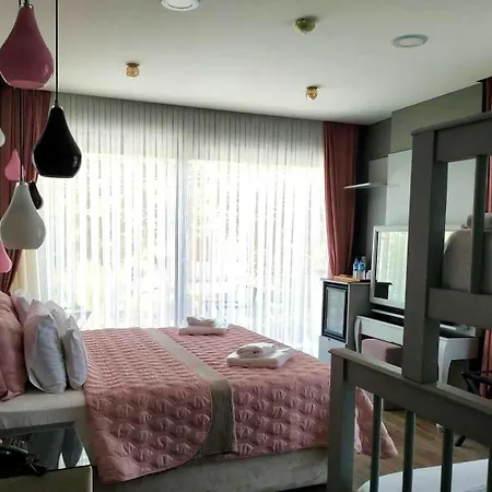 Ferush Boutique Hotel