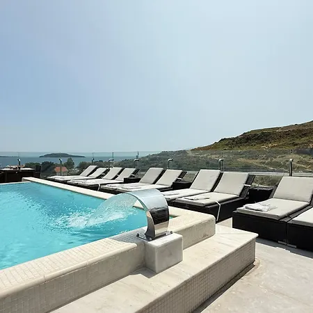 Ferush Boutique אורלה