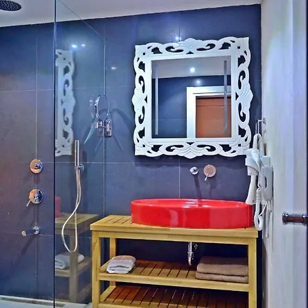 Ferush Boutique אורלה