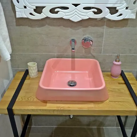 Ferush Boutique Hotel
