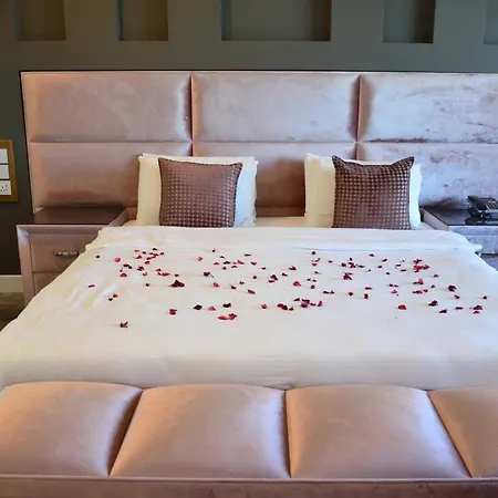 Ferush Boutique מלון