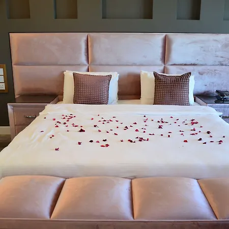 Ferush Boutique Hotel