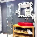 Ferush Boutique *