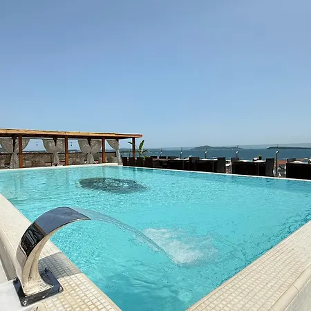 Ferush Boutique ホテル
