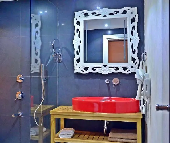 Ferush Boutique Urla